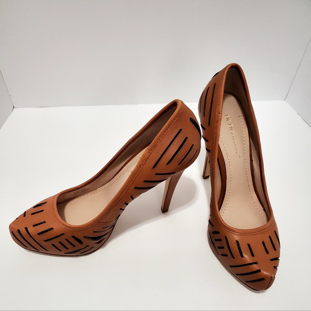 BCBGENERATION BG-PRAGUE HEELS